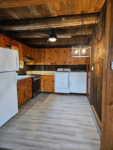 Building Photo - 27 Fleshman Mill Rd