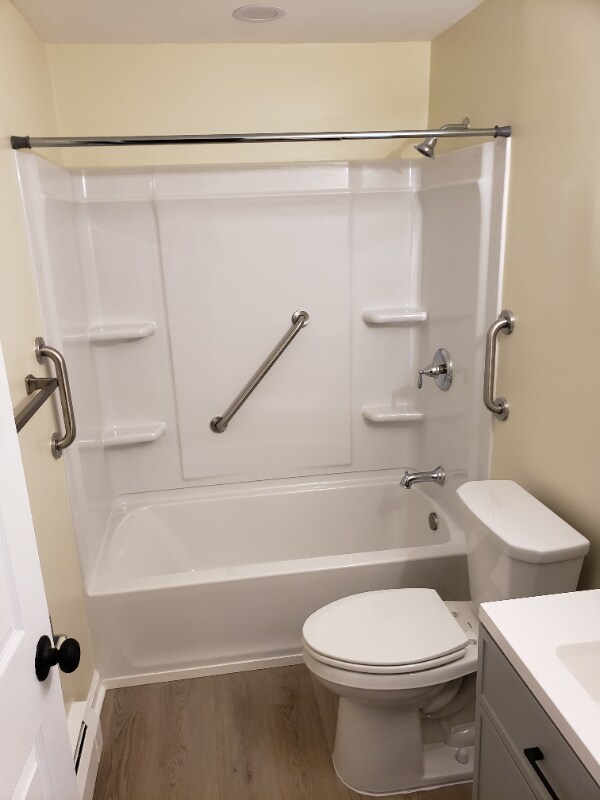 Building Photo - 1119 Farnsworth Ave