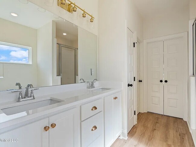 Building Photo - Highland Meadows Lot 4