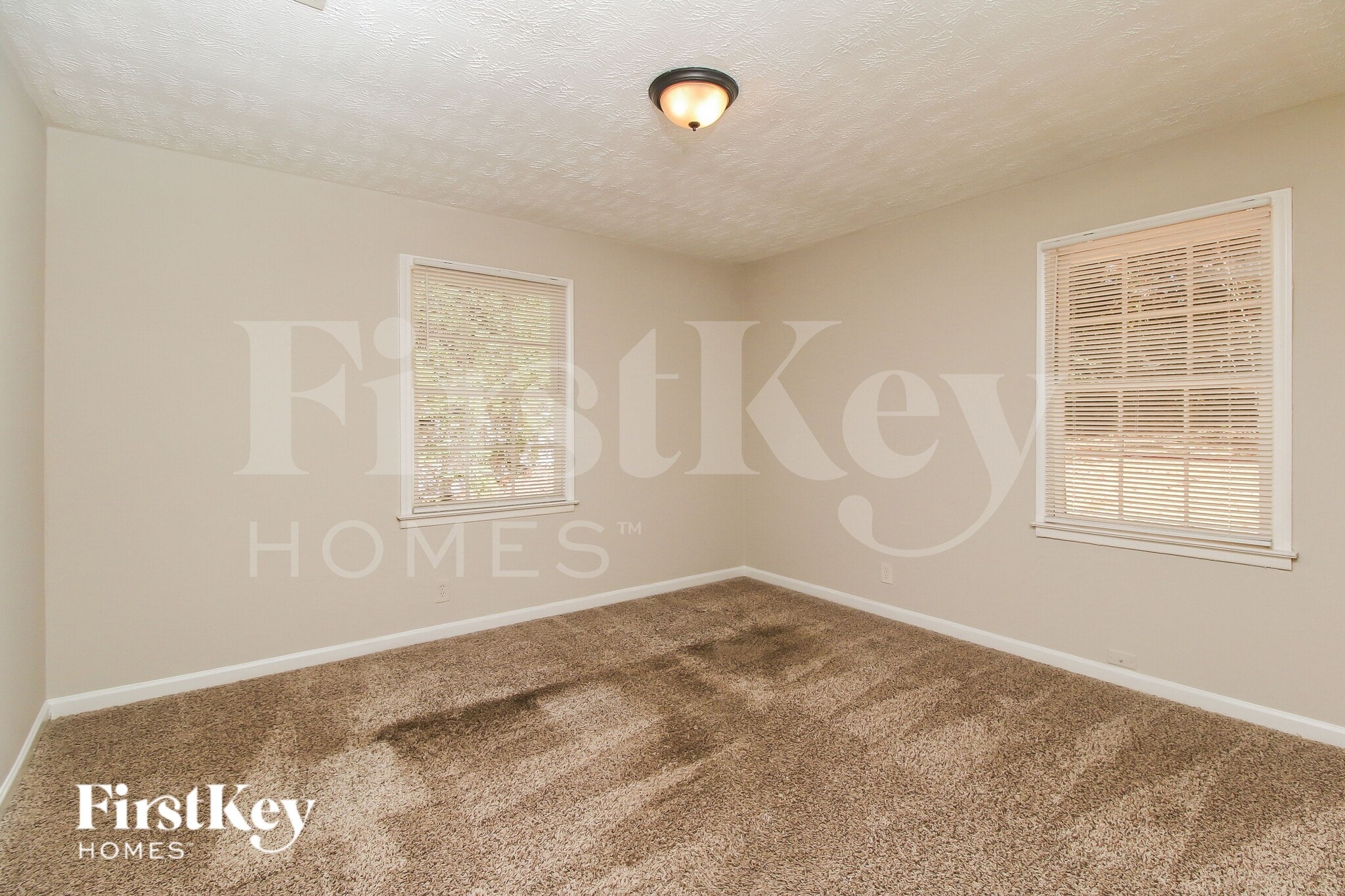 Building Photo - 2030 Chestnut Hill Cir