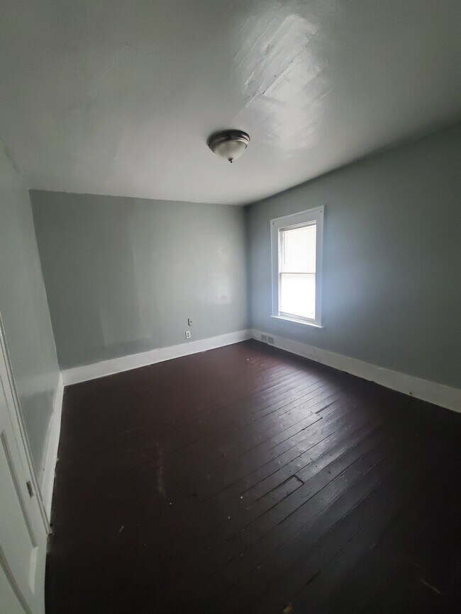 Building Photo - 29 Costar Street