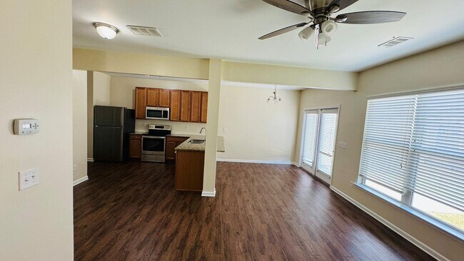 Building Photo - 1523 Brookmere Way