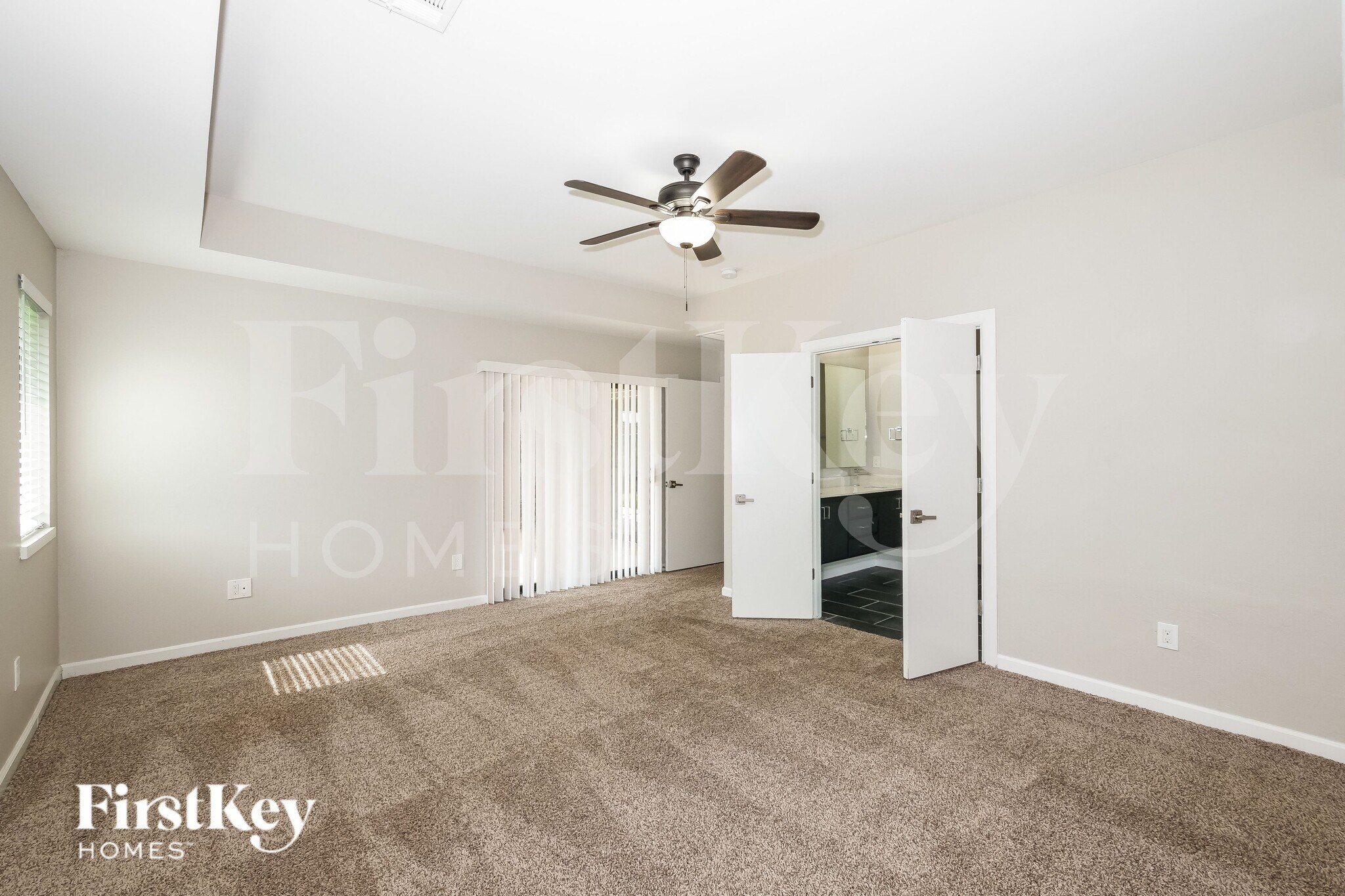 Building Photo - 15940 Aparados Wy