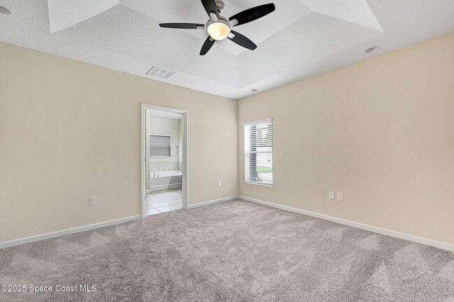 Building Photo - 4000 Harvest Cir