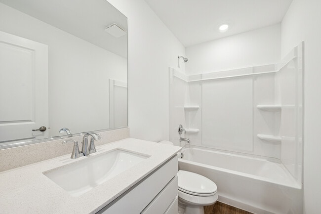 Building Photo - 12312 Tinsley St