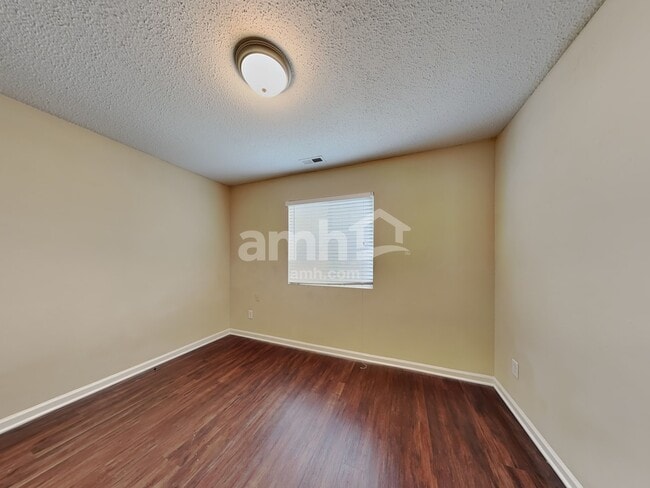 Building Photo - 3345 Wiliton Way