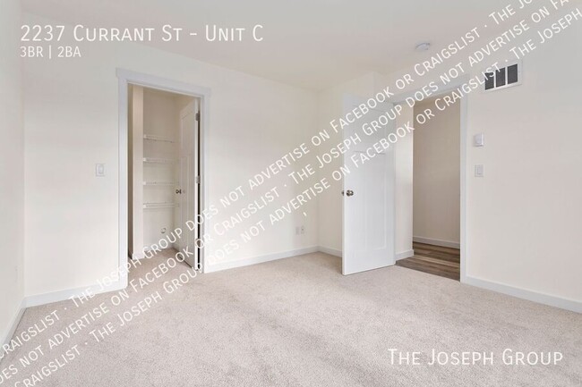 Building Photo - 2237 Currant St