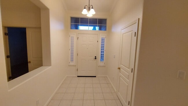 Building Photo - Excellent single story, 4 bedroom 3 bath home in Ashley Woods, a gated Granite Bay Neighborhood.