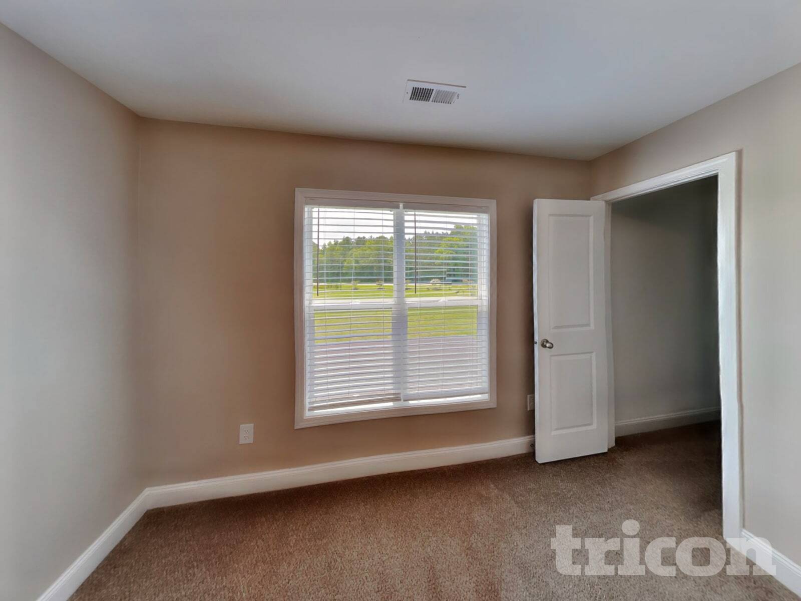 Building Photo - 100 E Goodwin Chase Ln