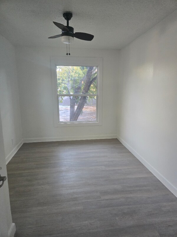 Building Photo - 304.5 S Holloway St