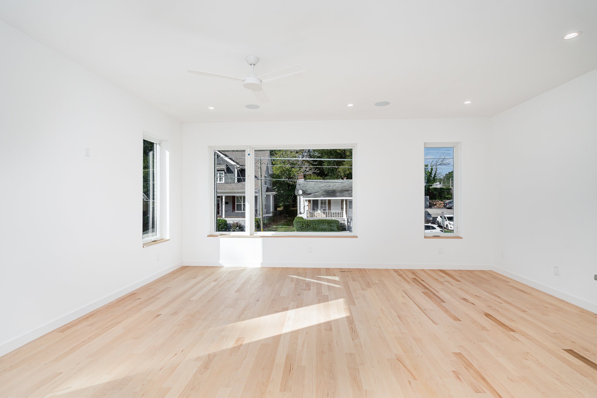 Building Photo - 515 W Lenoir St