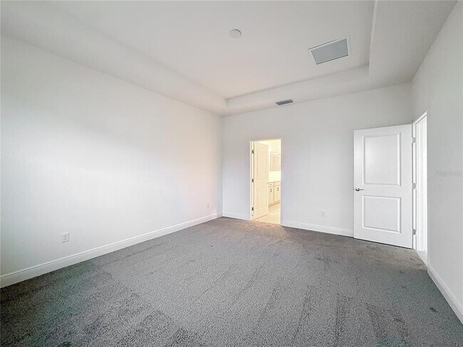Building Photo - 4959 Shady Pnes Dr
