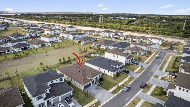 Building Photo - 1543 Stockbridge St