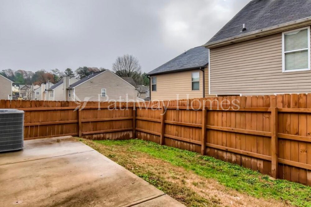 Building Photo - 1610 Potomac Ct