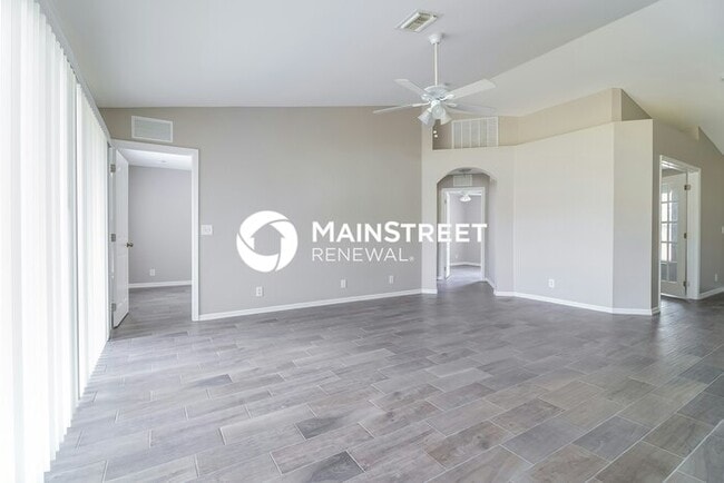 Building Photo - 3 Bedroom Pet-Friendly Home in Cape Coral, FL with Main Street Renewal