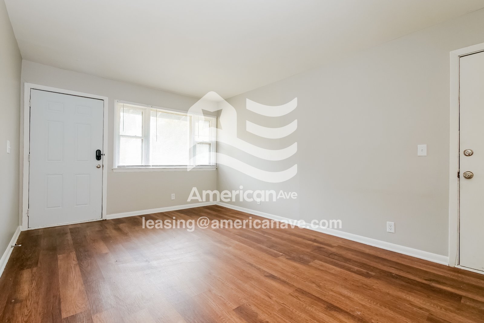 Building Photo - 3876 Parker St