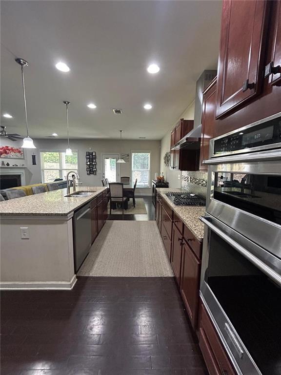 Building Photo - 705 Madison Creek CT