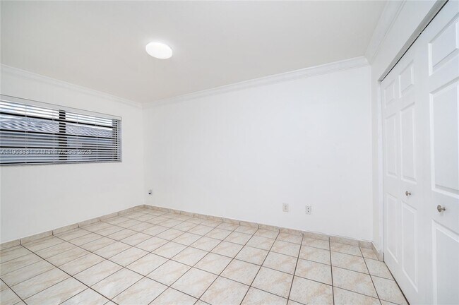 Building Photo - 18310 Mediterranean Blvd