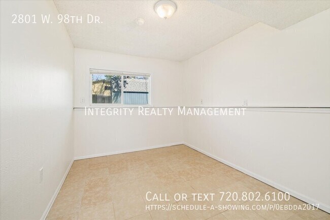 Building Photo - 2801 W 98th Dr