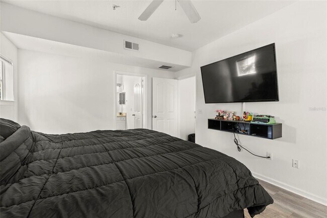 Building Photo - 4207 S Dale Mabry Hwy