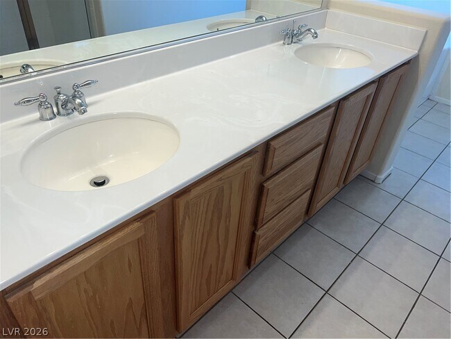 Building Photo - 10236 Wolf Pack Ln