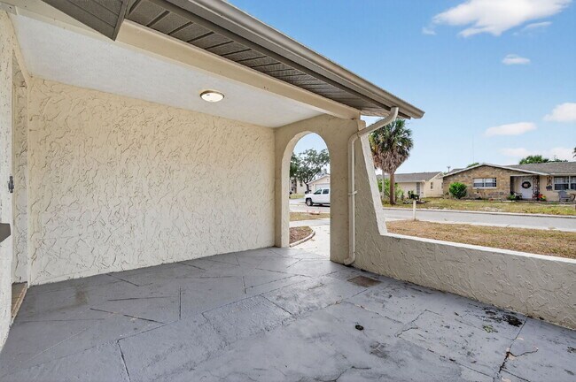 Building Photo - Beautiful 2 Bedroom, 2 Bathroom, 1 Car Garage home for rent.
