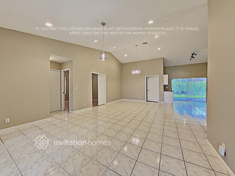 Building Photo - 5788 NW 48th Dr