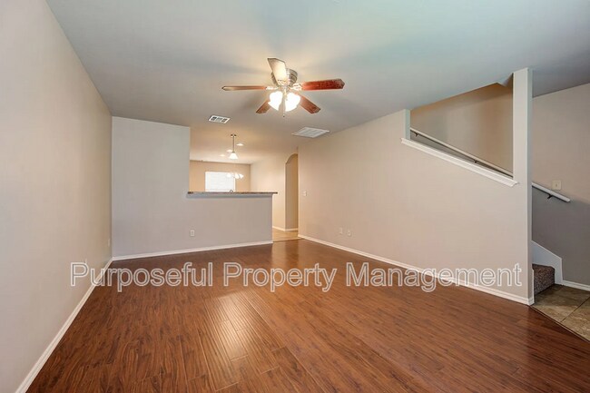 Building Photo - 615 W Shadow Ridge Way