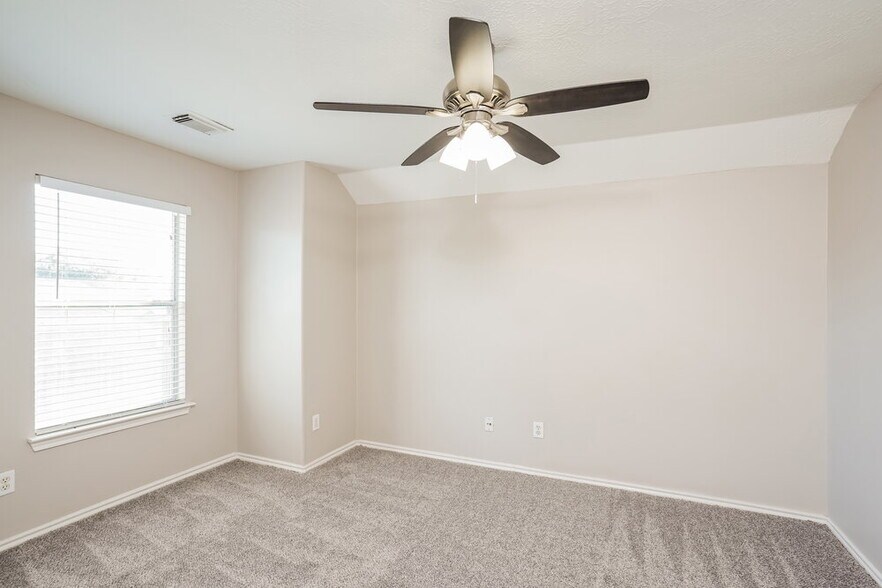 Building Photo - 12910 Hunters Field Ln