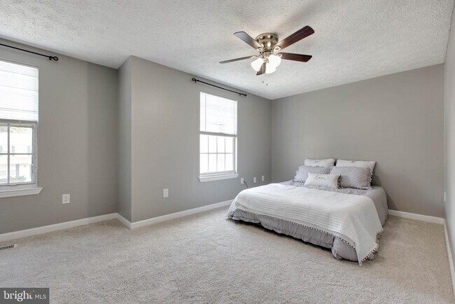 Building Photo - 682 Willowby Run