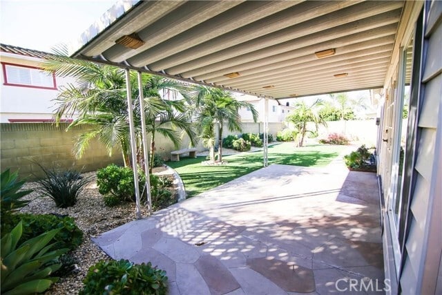 Building Photo - 6064 Lawrence St