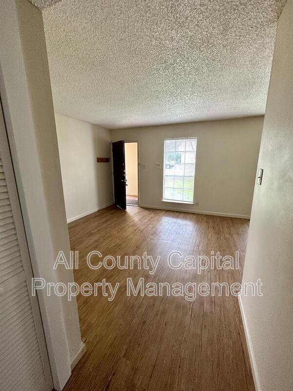 Building Photo - 3438 Willowrun Dr