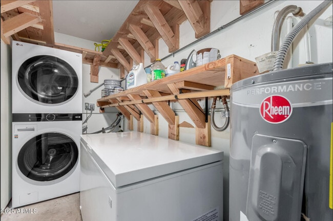 Building Photo - 5105 N Granite Reef Rd