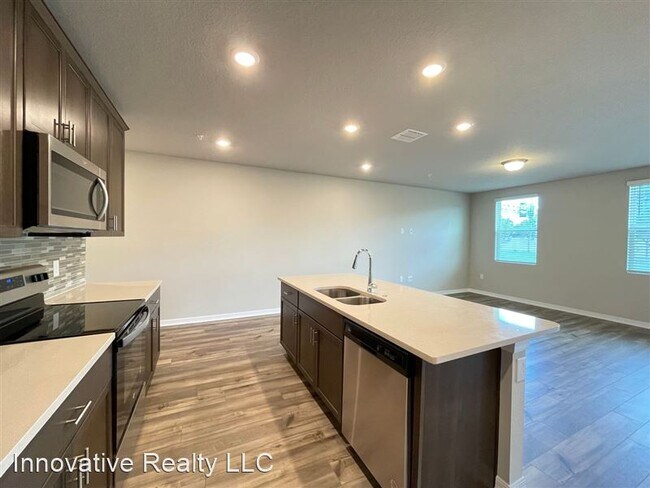 Building Photo - 2475 Sweet Viburnum Wy