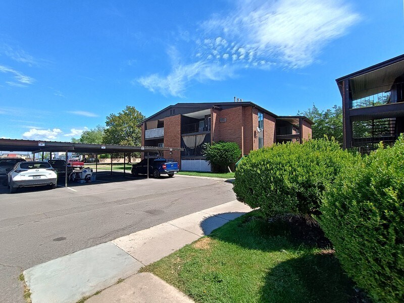 Building Photo - 4536 S 1900 W
