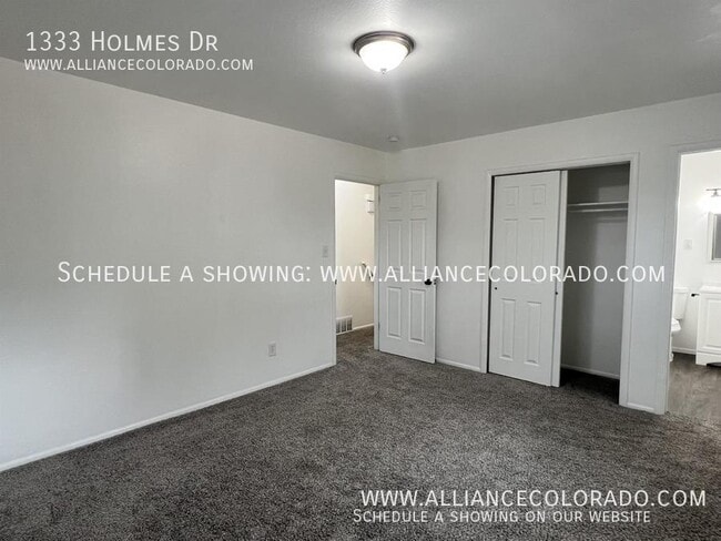 Building Photo - 1333 Holmes Dr