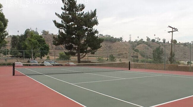Building Photo - Newly Remodeled 2 Bed / 2 Bath  Upstairs Condo In Colton!