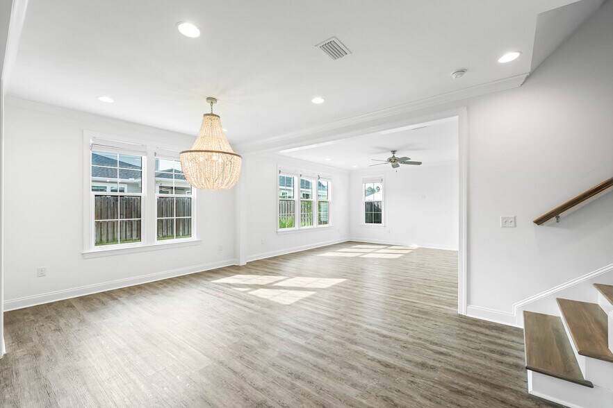 Building Photo - 106 Conifer Ct