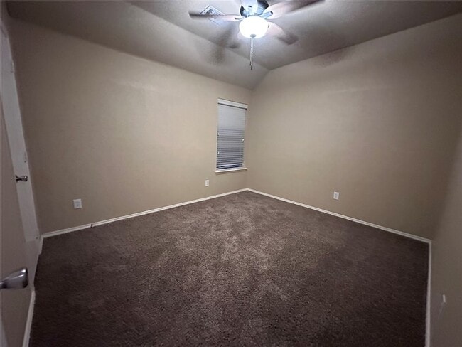 Building Photo - 3321 Truman St