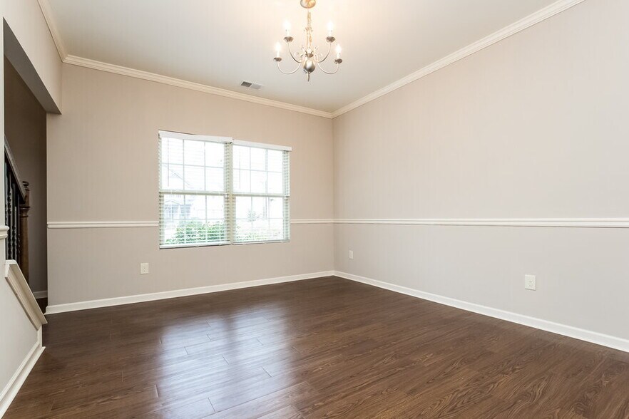 Building Photo - 261 Chandler Bluff Ct SE