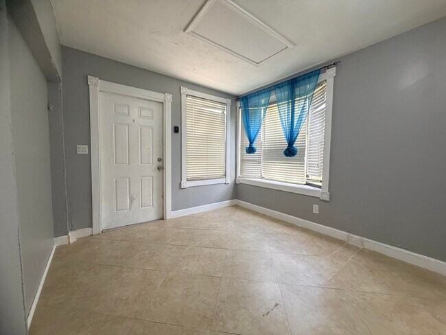 Building Photo - 8381 NW 28th Pl