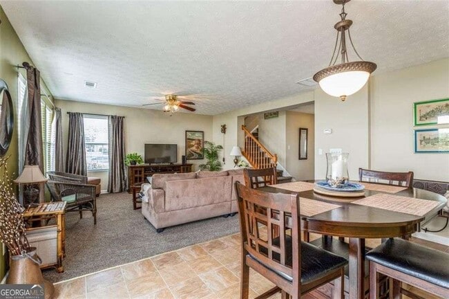 Building Photo - 3930 Cutler Donahoe Way