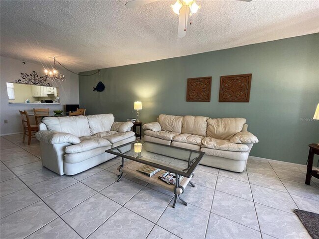 Building Photo - 15462 Gulf Blvd