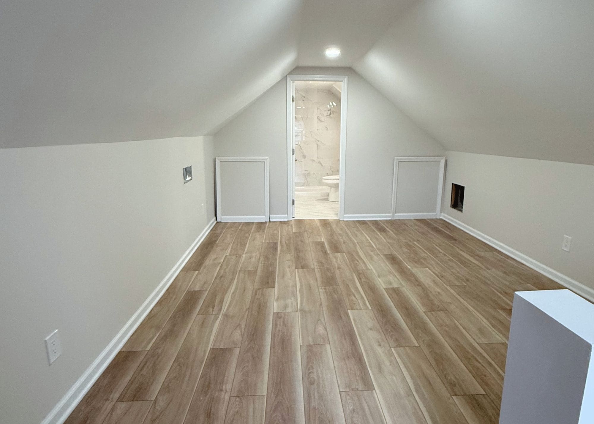 Building Photo - 5216 Duke Ave