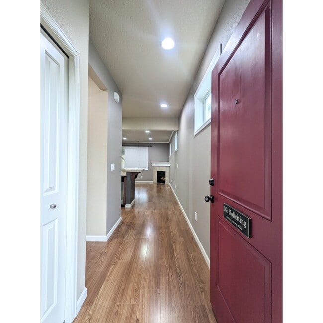 Building Photo - 730 SW 207th Pl