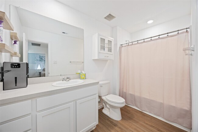 Building Photo - 5031 Hurston Pk Trl