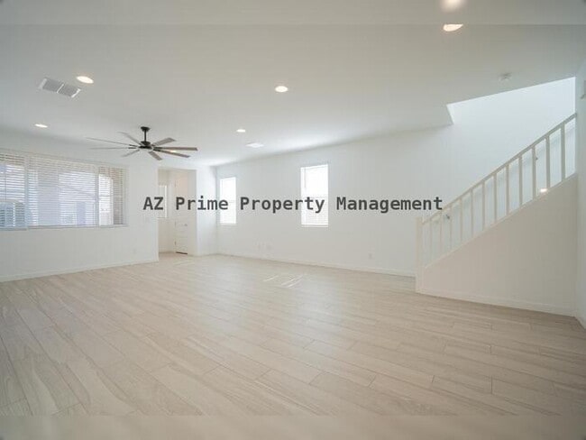 Building Photo - 2942 N 98th Ln
