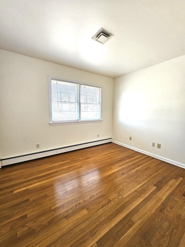 Building Photo - 27820 Crooked Oak Ln