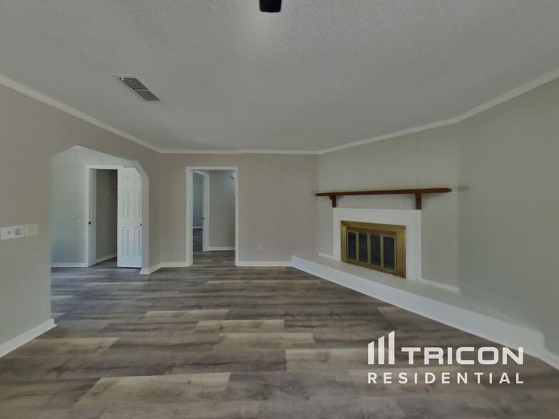 Building Photo - 2608 Bottomridge Dr