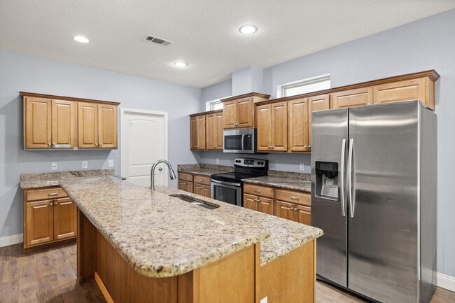 Building Photo - 8393 New Orleans Ct